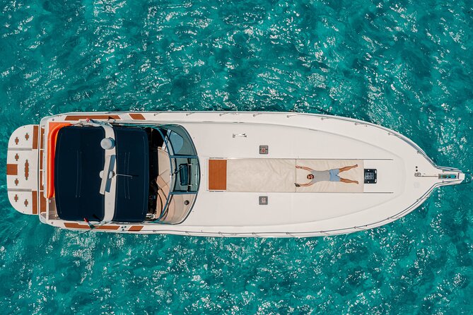 Private Luxury Yacht 55FT Rental in Cancun - Routes by time: how the day changes at 1 to 2 hours