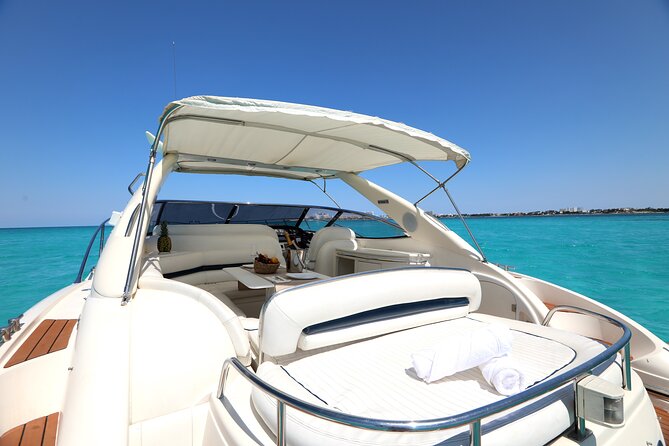 Private Premium Yacht 46FT Rental in Cancún - Swimming, snorkeling, paddleboarding, and the floating lilly pad