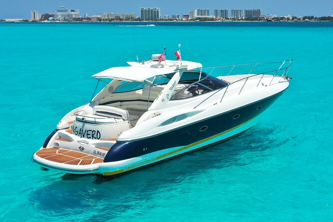 Private Premium Yacht 46FT Rental in Cancún - Boat comfort and the reality check on photos and pace
