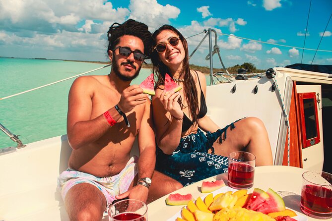 Private sailing excursions, nice spacious sailboats. - Why this private sailing setup changes the Bacalar experience