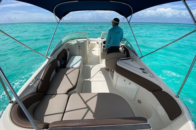 Private snorkeling with 23ft Sea Ray in San Miguel de Cozumel - Price and Value: When This Private Charter Makes Sense
