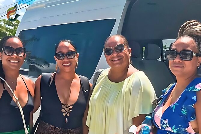Private Transfer Cancun-Playa del Carmen/Ferry/Puerto Aventuras - Optional supermarket stops and child seats: add-ons that cost extra