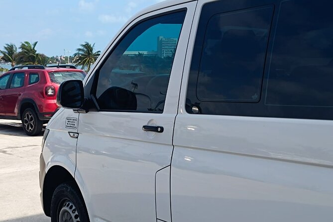 Private Transfer from Cancun Airport to Cancun Hotels 1-7 People - Cancun Airport to Hotel, Without the Taxi Shuffle