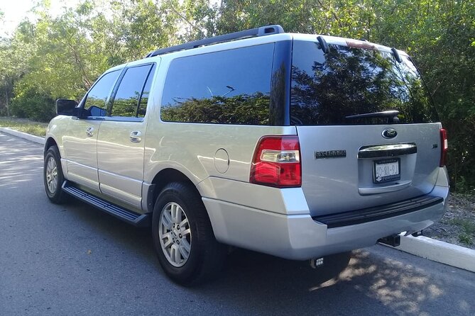 Private Transportation by SUV from the Airport to Cancun Hotel Zone - Price and value: how $88.36 per group can be a win