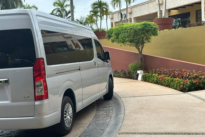 Private Transportation From Cancun Airport - How pickup really works, flight tracking and driver location