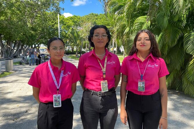 Private transportation from Cancun Airport for 1 to 11 people - Meeting your driver outside arrivals, no cab guessing