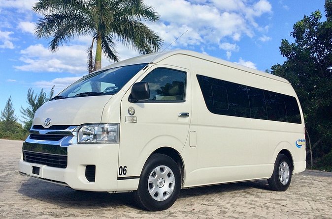 Private transportation from Cancun airport to Hotel Zone - The Hotel Zone drop-off: getting settled faster