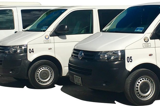 Private transportation from Cancun airport to Hotel Zone - Finding your driver fast at Cancun International Airport