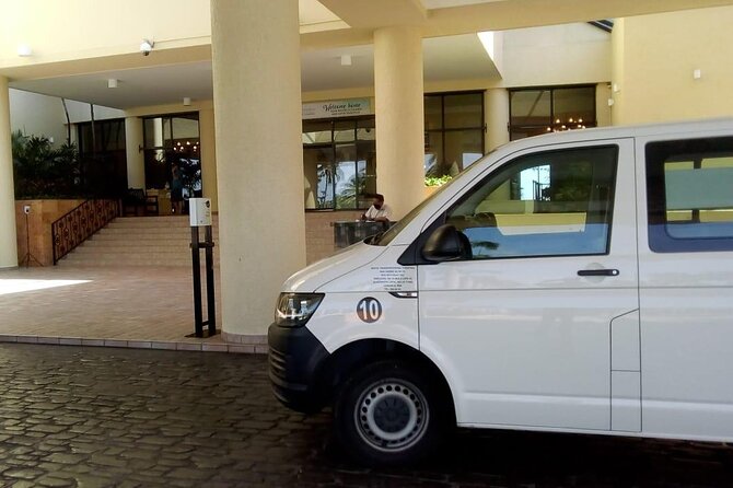 Private transportation from CUN Airport to Cancun Hotel Zone - From baggage claim to the right platform: how pickup really works at CUN