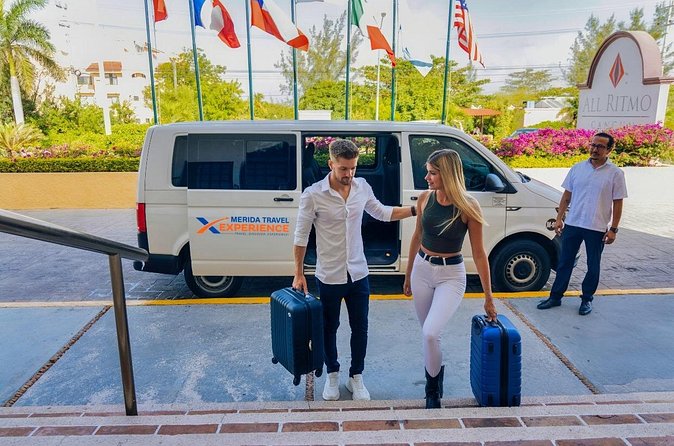 Private Transportation to/from Merida International Airport - The ride: air-conditioned comfort, luggage space, and driver care