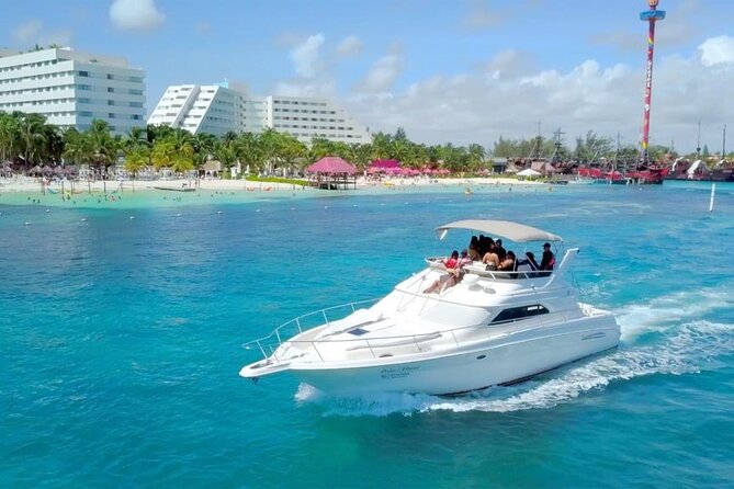 Private Yacht Rental Sea Ray 46ft Cancun 23P3 - Onboard Comfort, Music, and the Little Touches That Matter