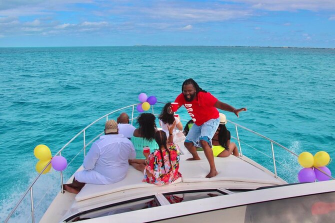 Private Yacht SeaRay 46ft Cancun 25P17 - Your meeting point in Cancun: Real Inn Hotel area, and why arrival time matters