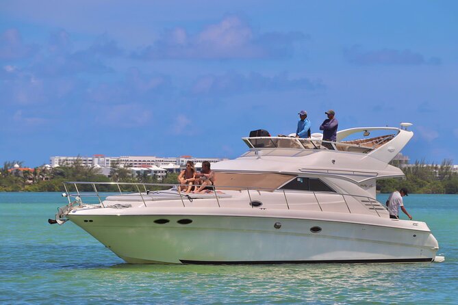 Private Yacht SeaRay 46ft Cancun 25P17 - Isla Mujeres or Cancun Bay: how to choose the water plan