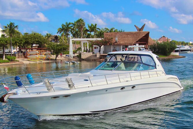 Private Yacht SEARAY SUNDANCER 60ft up to 20 pax 23P1 - Onboard comfort: what’s included, what’s not, and what to expect from the crew