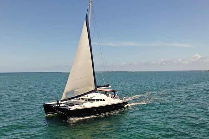 Puerto Morelos Secret Sandbar Catamaran Sail - Family-friendly details that help nervous swimmers relax