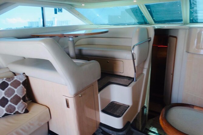 Rent a Private 46ft Yacht in Cancun - Weather and comfort: the real-world watch-outs that affect your day