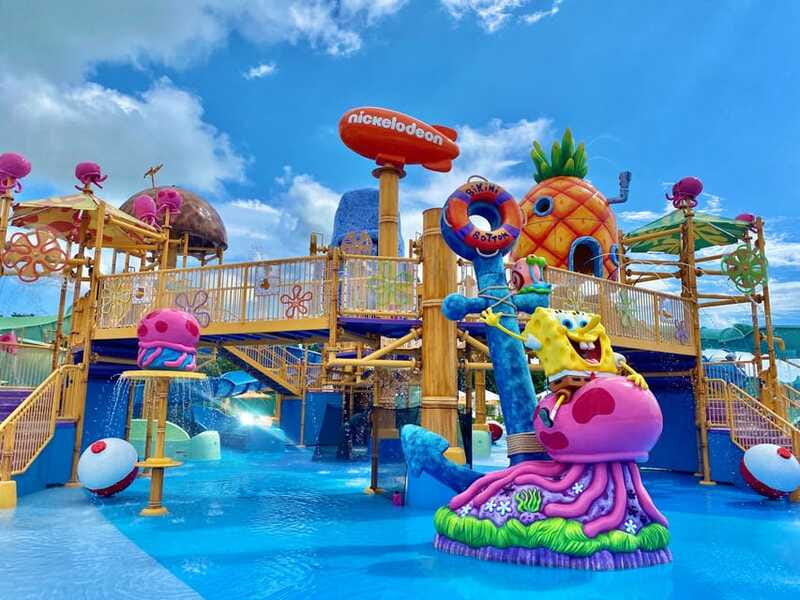 Riviera Maya: Aqua Nick Park - Splash Bites - Seating, shade, and lockers: where days can get annoying