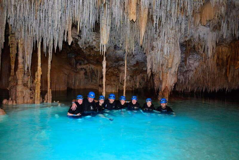 Riviera Maya: Exclusive Rio Secreto and Tulum Tour - The meal stop: lunch box plus regional buffet and a toast