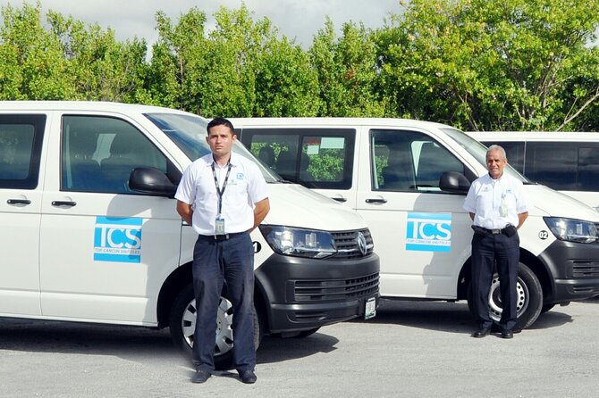 Round private transfer Airport- Akumal - Airport. - A clean, cool ride in an air-conditioned van