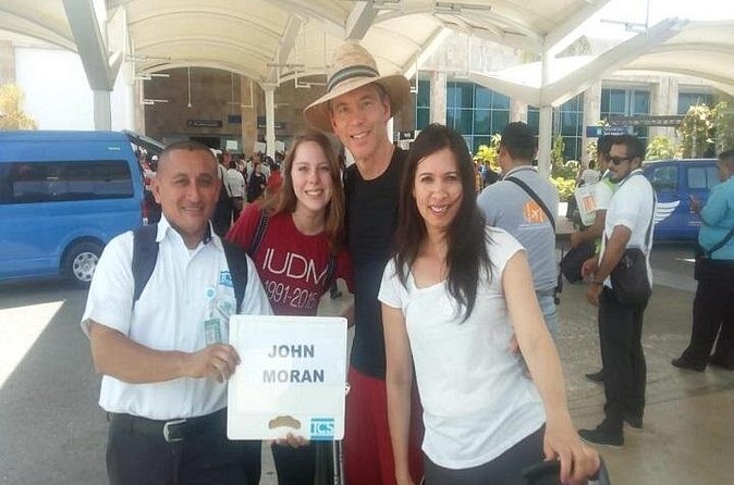 Round private transfer Airport- Akumal - Airport. - Customer service reality check, based on the feedback pattern