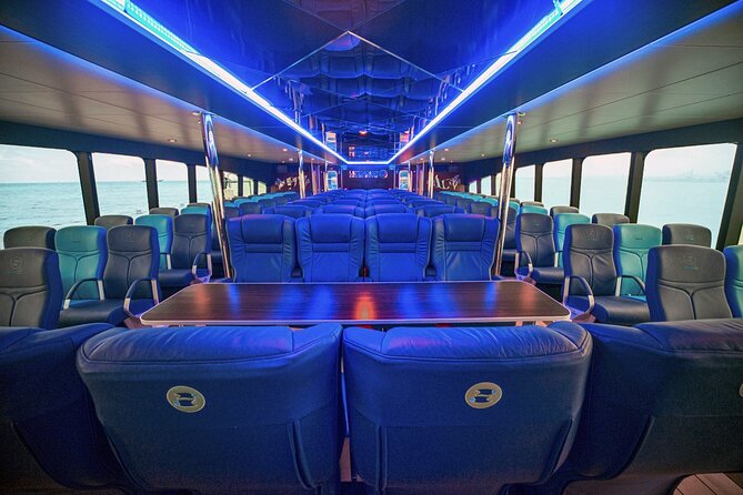 Round Trip Ferry to Isla Mujeres from Cancun - Onboard Food and Drinks: Bar Service Without the Fuss
