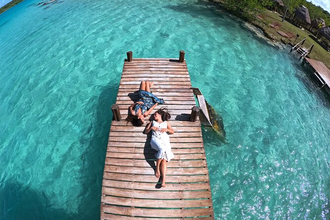 Sail 4hr in the most SECRET Spot of Bacalar and Beach Club. - Hibiscus-Flower Picnic With a View of the Seven Colors