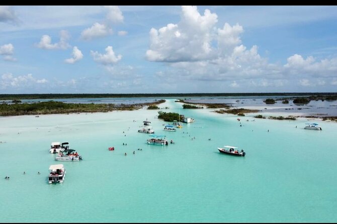 Sail away! Hobie Cat Tour Bacalar - Black Cenote: the lagoon’s darker mystery