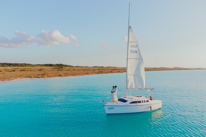 Sailboat tour across the seven colors lagoon in Bacalar - Weather, route expectations, and how to avoid disappointment
