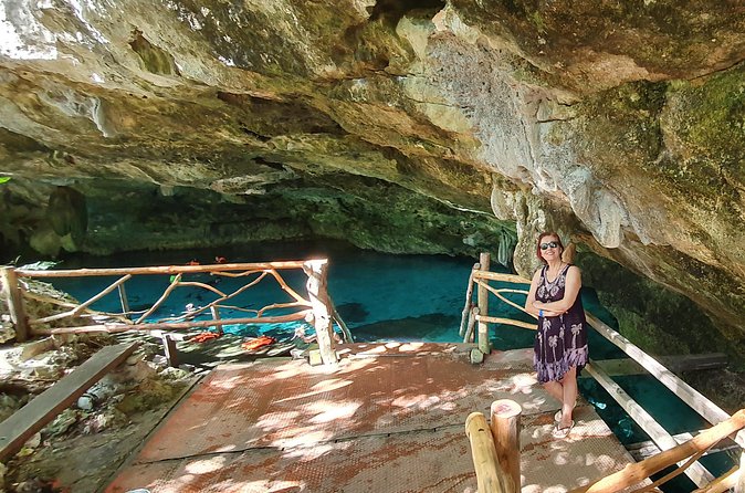 Scuba Diving in Cenote Dos Ojos from Playa del Carmen - Lunch at the right time: Mexican food after your two routes