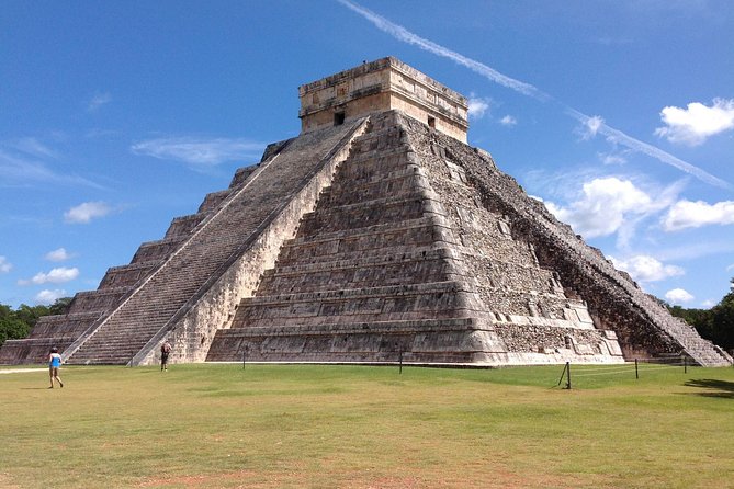 Semi-Private Chichen Itza, Cenote Ik Kil and Valladolid Tour - A 7:00 am pickup that sets the tone for the whole day