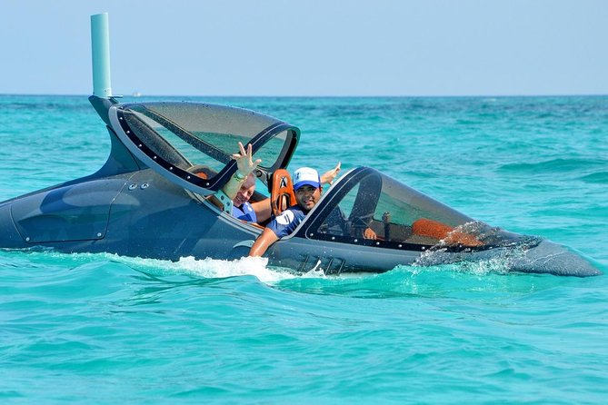Shark Ride in Cancun - Seabreacher - Getting In: Limits, Safety Rules, and Comfort Reality Check