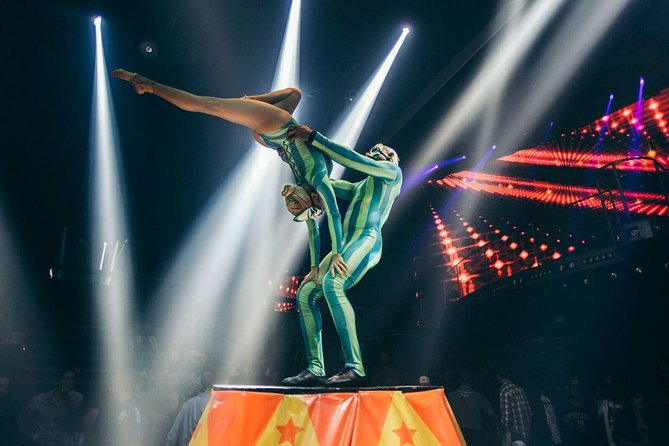Skip the line: Gold Member Ticket Playa del Carmen - Open Bar All Night: How to Enjoy the Included Drinks Smartly