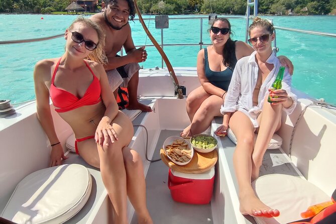Slow Sailing Bacalar Experience with snack and drinks - Swim stop rules: what the sunscreen ban means for your packing