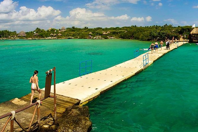 Snorkel, Breakfast, Buffet, Drinks, Xel-ha All Included! - Unlimited snorkeling in the river and inlet: gear and comfort basics
