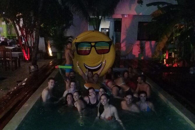 Social Pubcrawl Barcrawl Tulum - Your best strategy: go in social, follow the meeting updates