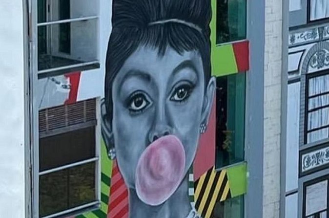 Street Art & Cemetery Cultural Tour - half day - Private Group Energy, Pickup Ease, and How the Half-Day Really Works