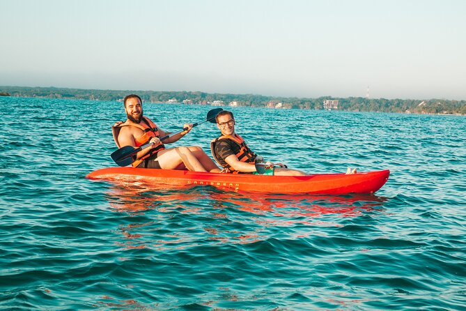 Sunrise Kayaking Tour in Bacalar with Breakfast and Photos - Photos and GoPro videos: how to get memories that look real