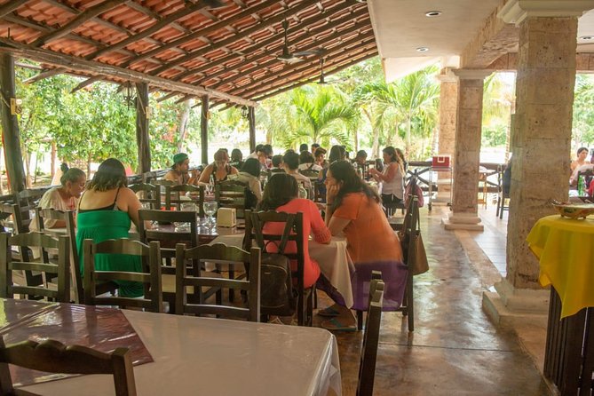 The best tour in Chichén Itzá, Valladolid and Cenote - Valladolid stop: where the photos and local feel fit in