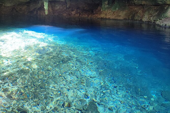 The secrets of Uxmal, Cenote and home made food - How the van, pickup, and timing work in ZIP 97000