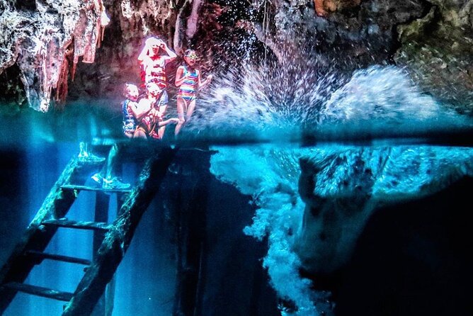 Tour Cenote Santa Cruz - Gear and comfort: flashlights, snorkeling kit, and life jackets