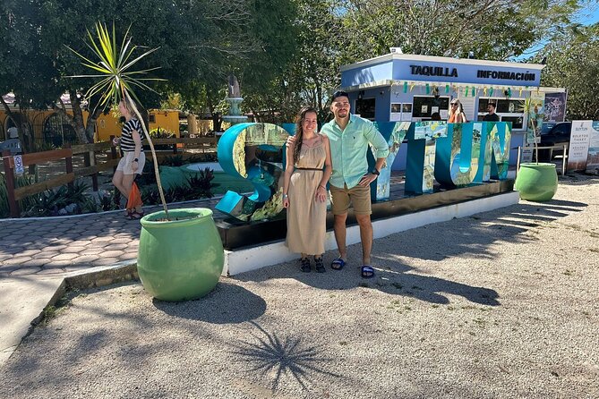 Tour Chichen Itza 2 Cenotes Suytun and Ik-kil - Chichen Itza: what the guide helps you see at El Castillo and Caracol