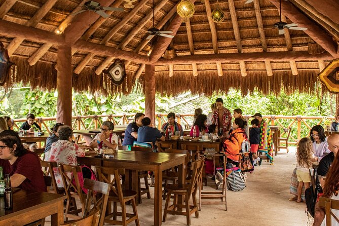 Tour Hacienda and Cenotes Mucuyché with Guided Tour in Oxkintok - Group size and movement: what to expect with up to 19 people