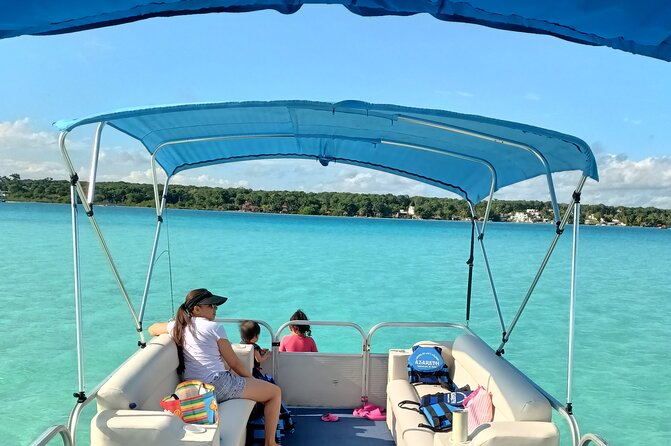 Tour of the Lagoon of Bacalar on pontoon -Collective- - Stop by stop: from Lago Bacalar to cenotes and bird island