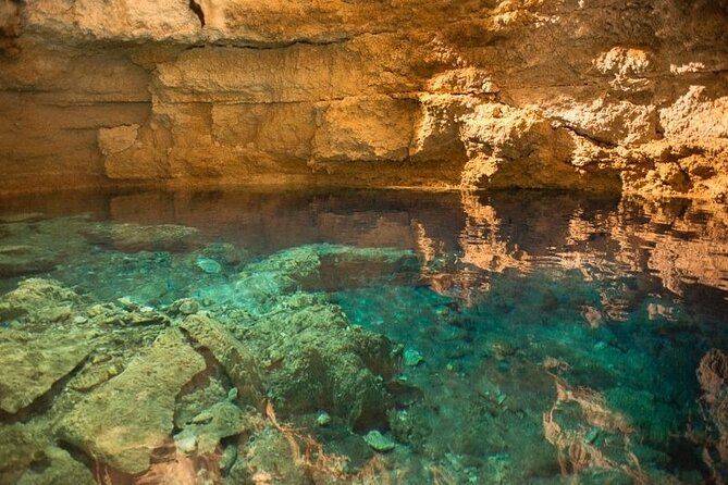 Tour Tulum Coba Cenote and Playa del Carmen (4 in 1) - Tulum Archaeological Site with an INAH-certified bilingual guide