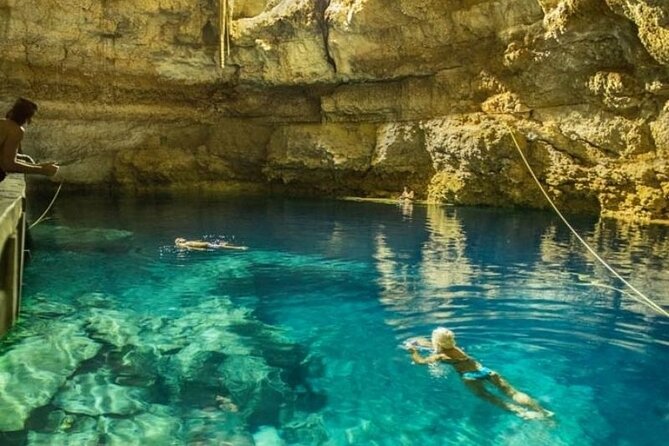 Tour Tulum Coba Cenote and Playa del Carmen (4 in 1) - Food, comfort, and the travel realities between the sights