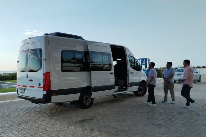 Transfer from Cancun airport to Cancun hotel zone 1 to 8 people - Price and Value: $69 Per Group Is the Math That Matters