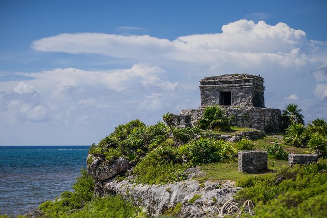 Tulum and 2 Cenotes Half Day Tour from Riviera - The basic idea: Tulum ruins plus two cenotes