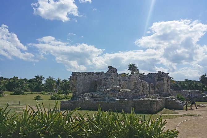 Tulum and Coba with Cenote Swim and Lunch from Cancun - Cobá in the rainforest: Nohoch Mul and choosing your pace