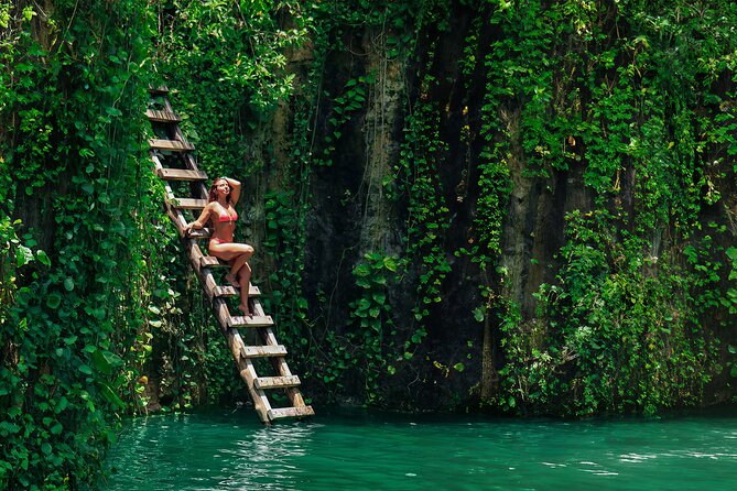 Tulum Instagram Photo Experience - Stop 1 at the Tulum Sign: how to get the classic shot fast