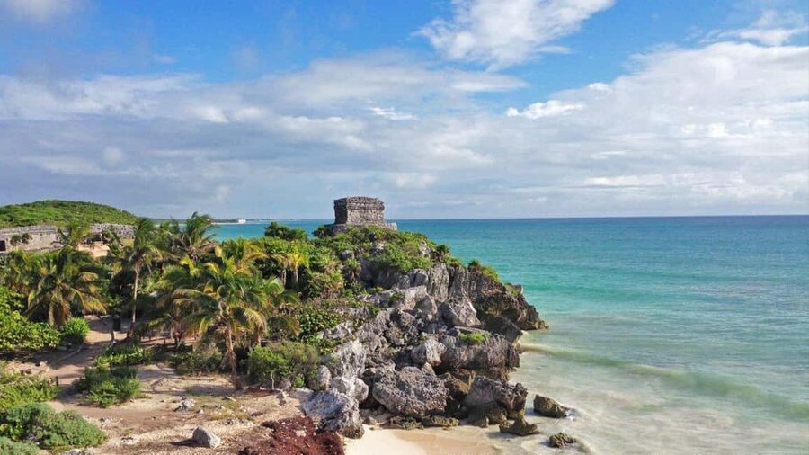 Tulum: Mayan Ruins & Sian Kaan Tour with Boat Ride and Lunch - Archaeological Zone of Tulum: A Ruins Visit With a Guide’s Eye for Details